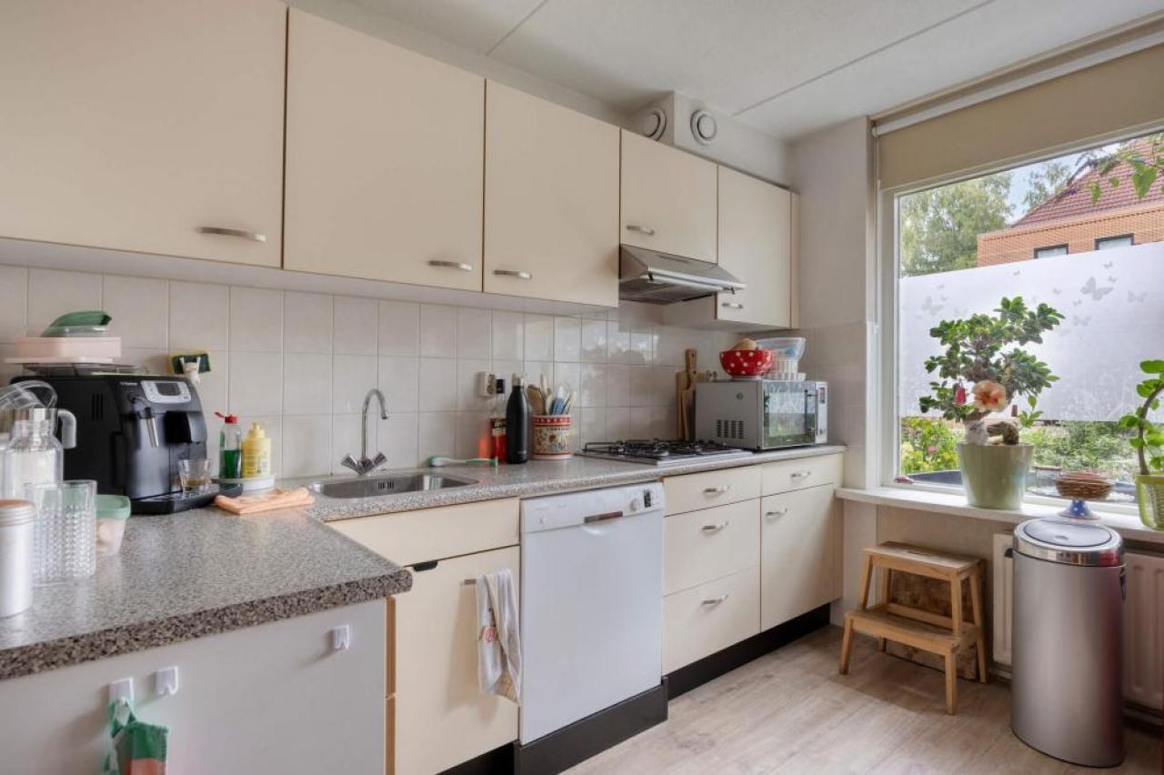housePhoto