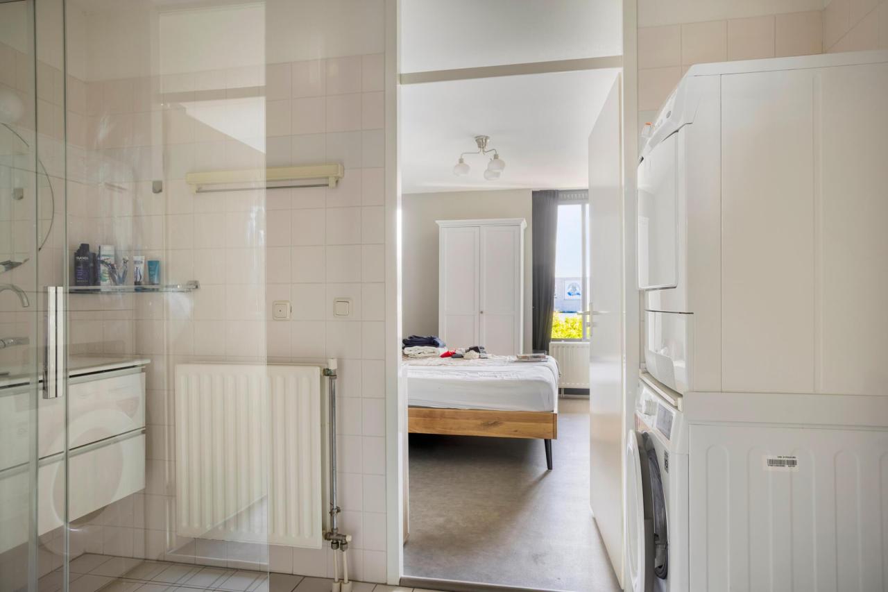 housePhoto
