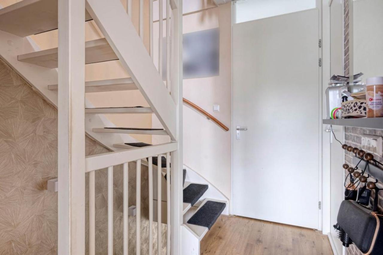 housePhoto