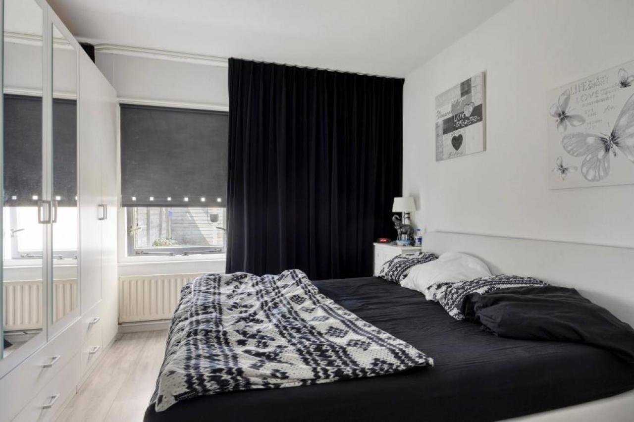 housePhoto