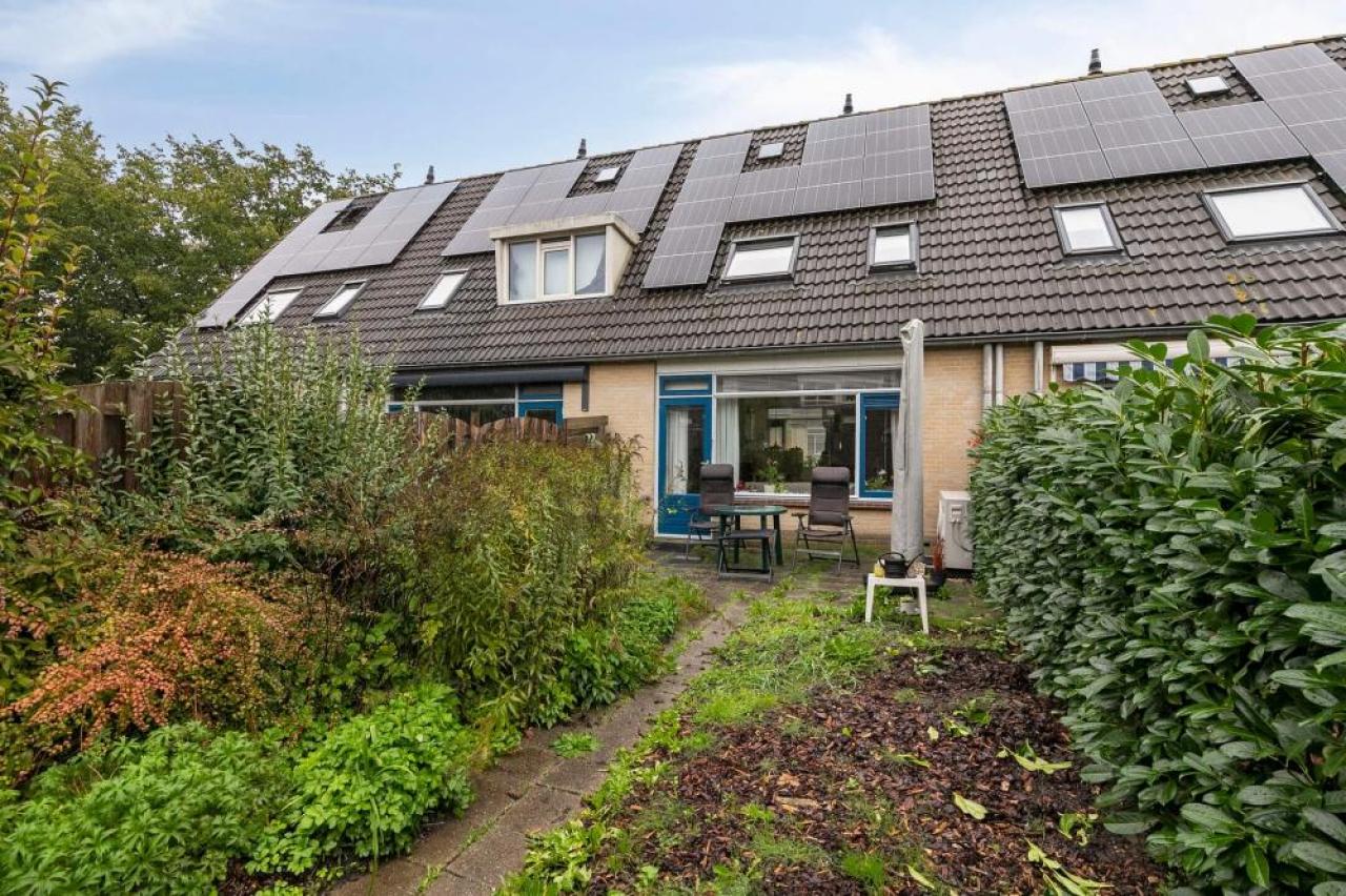 housePhoto
