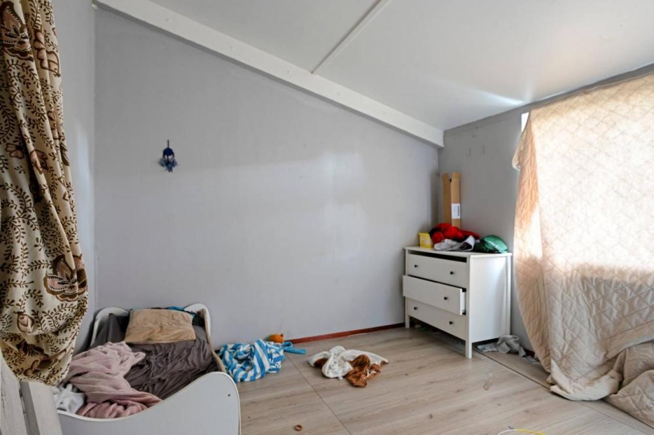 housePhoto