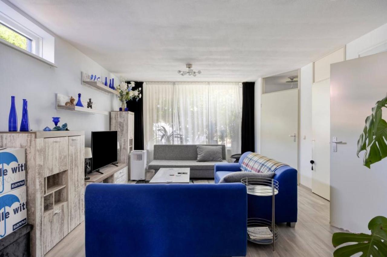 housePhoto