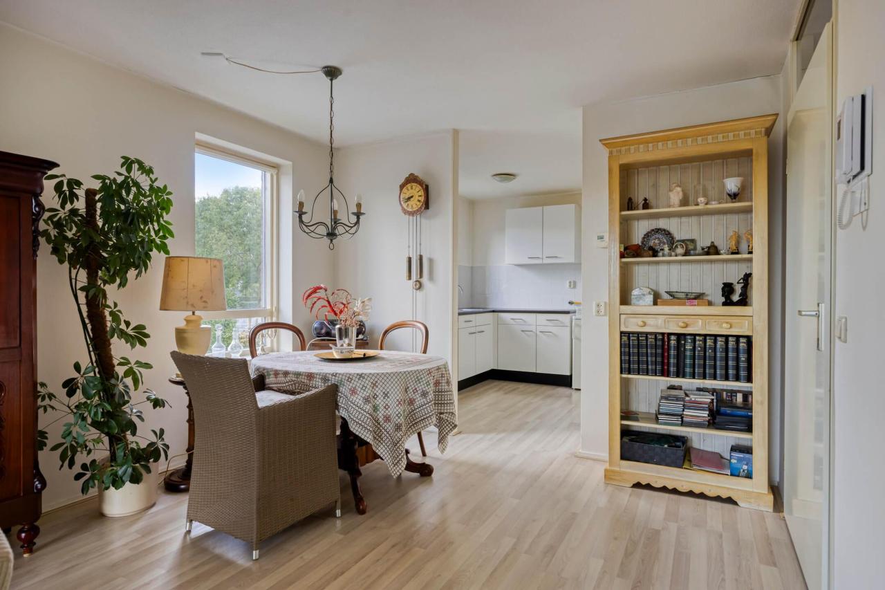 housePhoto