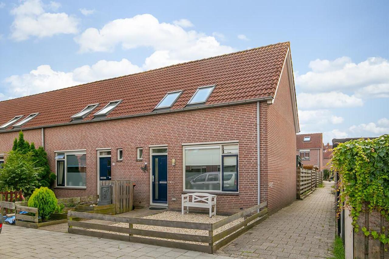 housePhoto