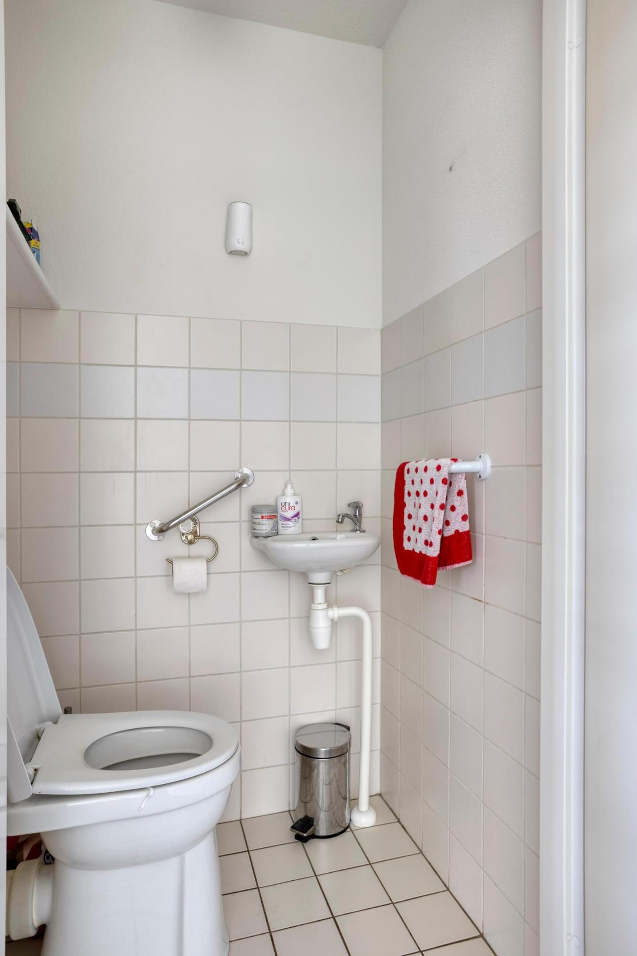 housePhoto