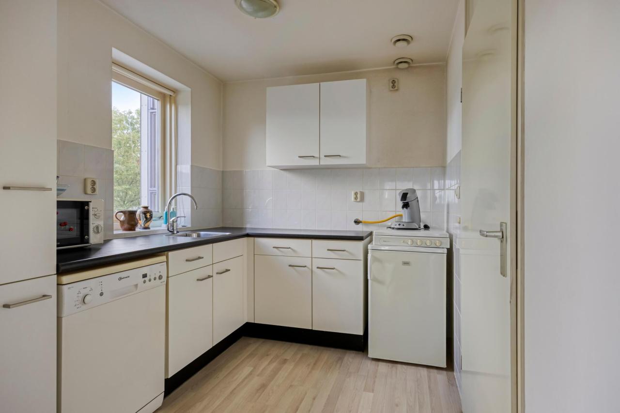 housePhoto