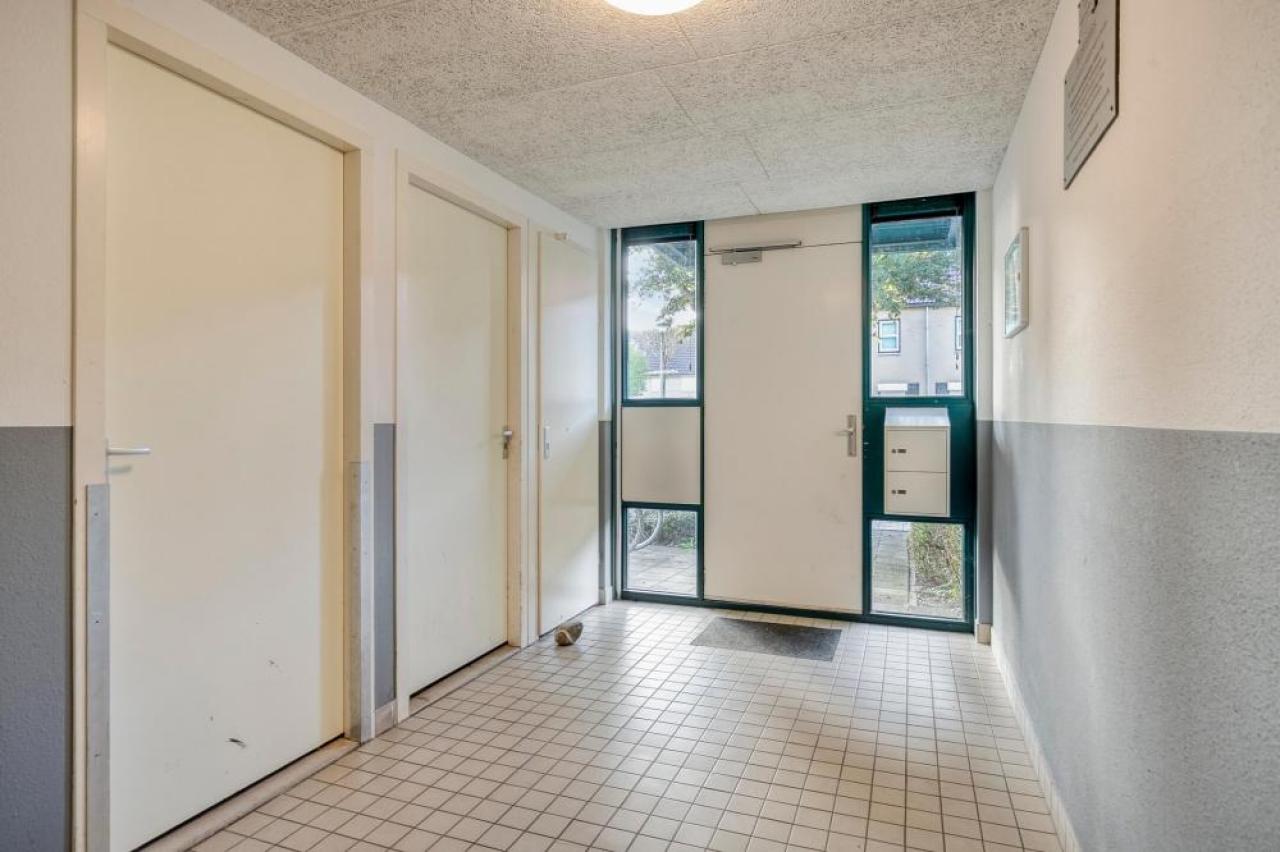 housePhoto