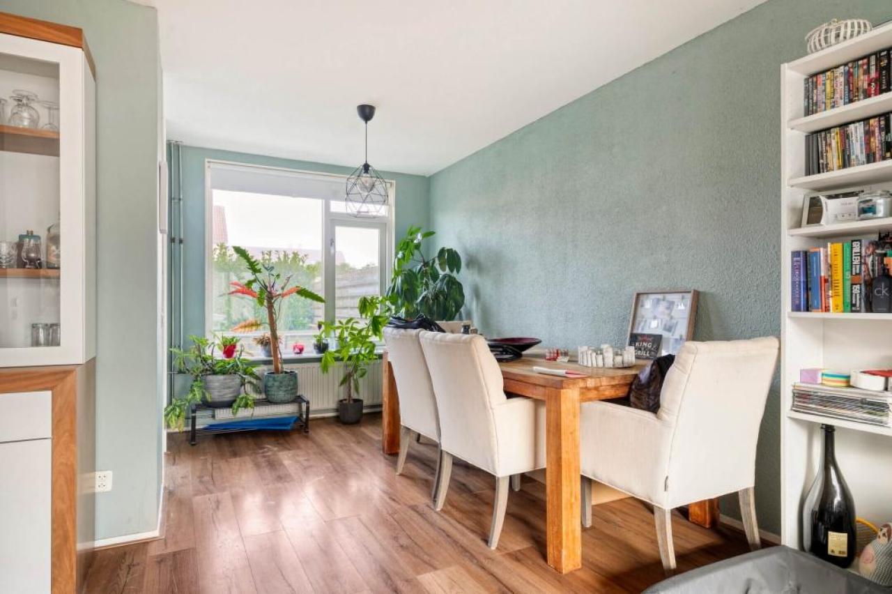 housePhoto